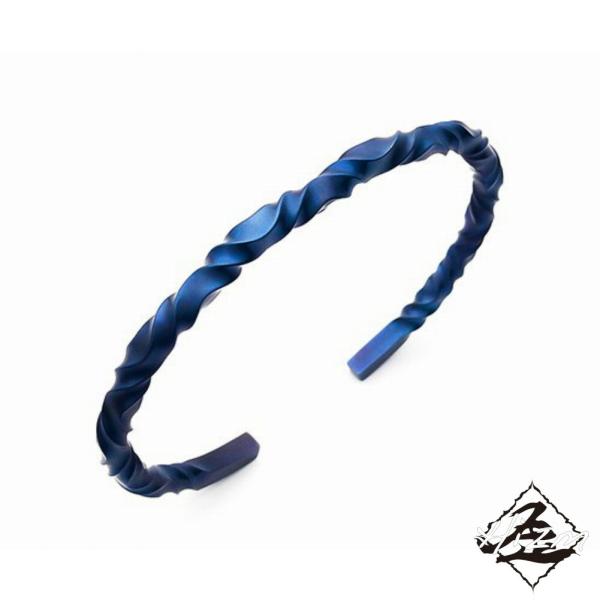 Hizm ゆらぎフルツイストバングル 紫紺 純チタン バングル 15-20cm チタンアクセサリー ...