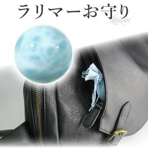 糸魚川翡翠 勾玉 縦約3cm 氷翡翠 アイスジェダイト ロウカン入り 産地