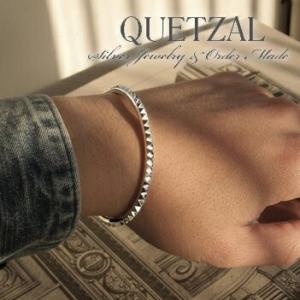 美品 CAROLINA BUCCI キャロリーナブッチ 750 LUCKY GRAZIE チェーン