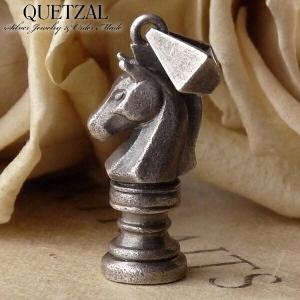 PUERTA DEL SOL（プエルタ・デル・ソル） チェス ナイト ペンダント