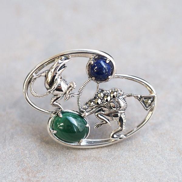 鳥獣戯画 蛙踊り ブローチ シルバー ラピスラズリ マラカイト 925 カエル 蛙 銀細工 装飾 彫...