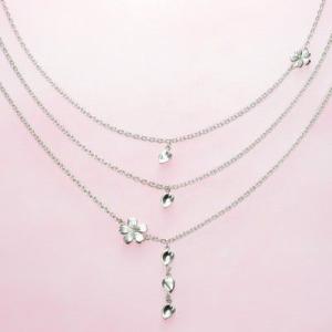 さくら3連ネックレス
