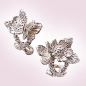 La　Sylphideピアス(薔薇と蝶）