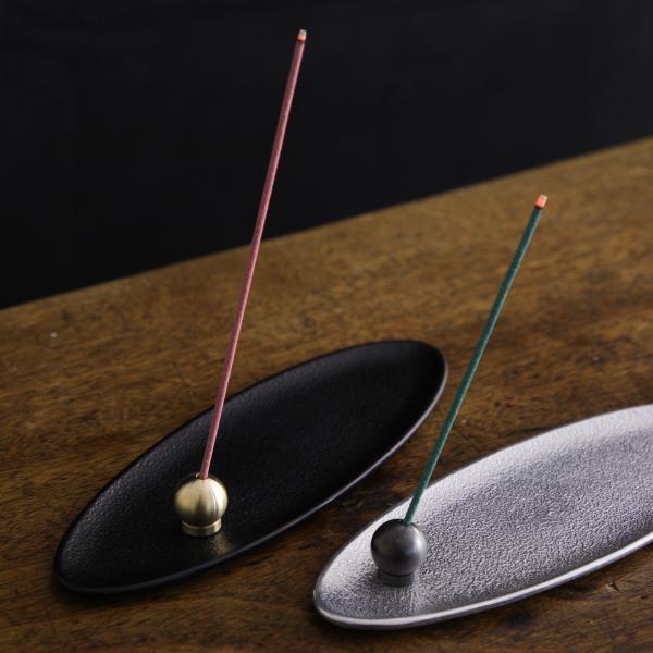 香立て おしゃれ かわいい 真鍮 炭谷三郎商店 ボールスタンド付 ブラック 黒 線香立て 仏具 棒香...