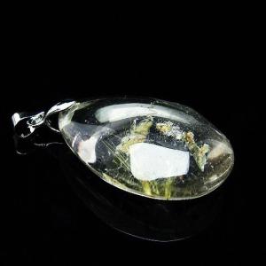 ガーデンクォーツ（庭園水晶） ファントム入り ペンダント t136-4398