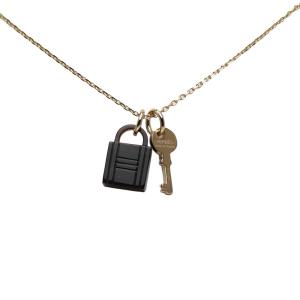 GUCCI（グッチ） グッチシマ GG ロゴ マウスパッド パソコン PC小物