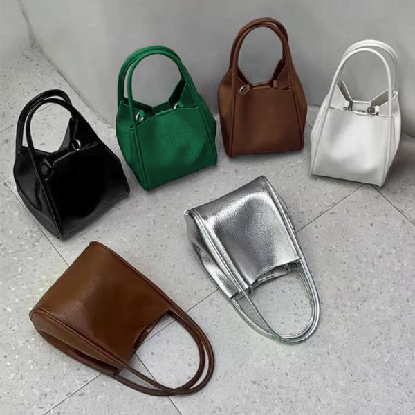バッグ レディース 小さめ ショルダー トートバッグ ハンドバッグ 2way 斜め掛け 大人 軽量 ...