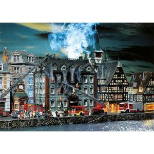 ファーラー(Faller) HO 炎上中の税務署 130441