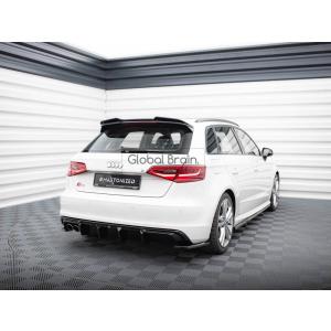 Audi（アウディ） A3 8Y Sライン スポーツバック リア センター