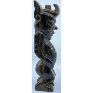 古代中国　紅山文化　玉人像　紀元前4700年〜2900年　i119509