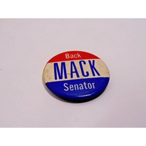backバックマック上院議員の政治的ピン