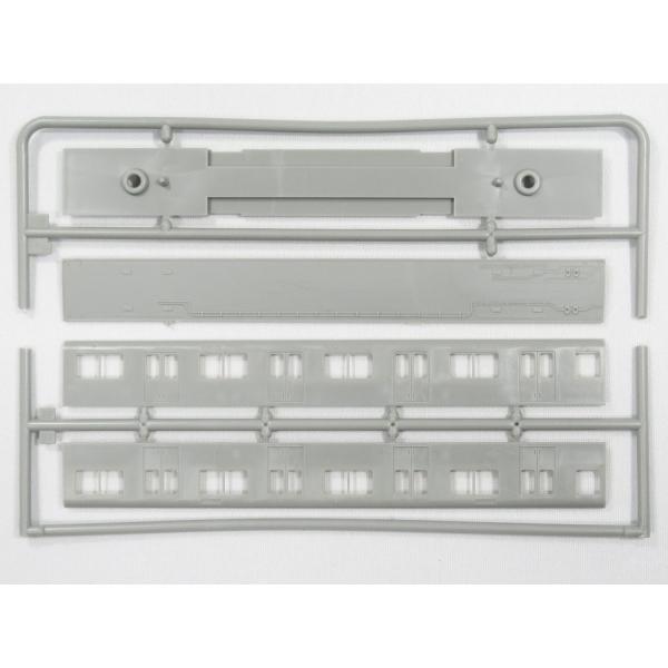 グリーンマックス 427　近鉄2600系　中間車ボディ・配管付き屋根