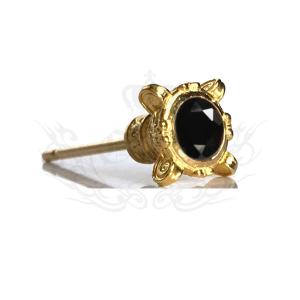 GnB 22金 ジェム スローン ピアス w/ブラックオパール Pierce：Gem