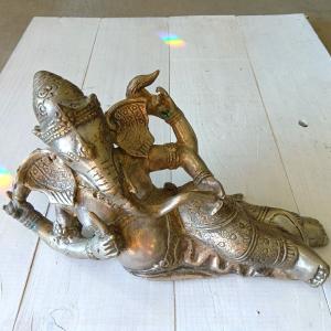 鼻がクルクルしたお鼻のガネーシャ神様 : ジェムストーン甲府