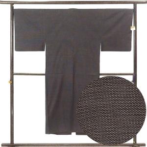 美品 男着物 身丈136cm 裄丈65.5cm S 袷 紬 幾何学模様 濃紺 正絹 優品