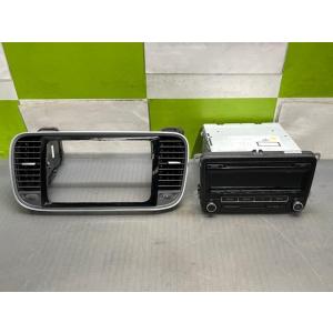 ☆Volkswagen フォルクスワーゲン 純正CDデッキ VW-1K0 035 183 C CM-7