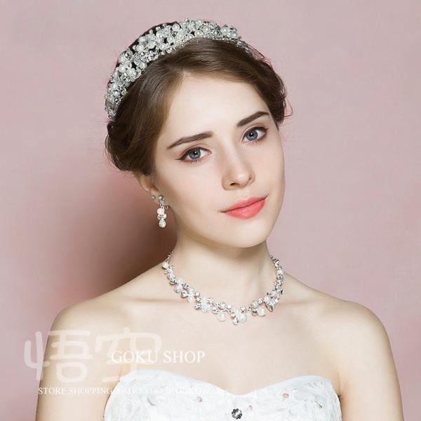花嫁 ヘッドドレス ティアラ 結婚式 安い 髪飾り ビジュー パール ネックレス ブライダル イヤリ...