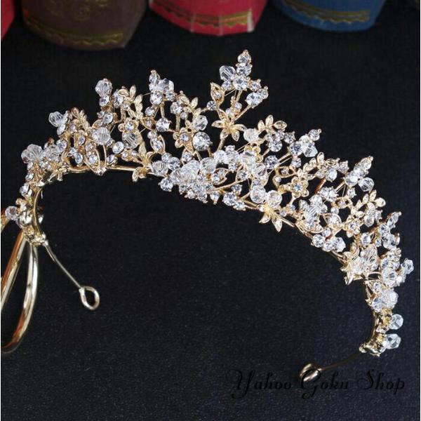 ティアラ ヘッドドレス ヘアアクセサリー ウェディングアクセサリー 髪飾り ビジュー キラキラ 結婚...