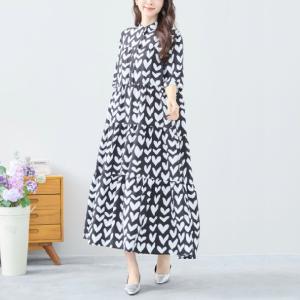 ロングワンピース イラストハート柄 マキシ ティ...の商品画像