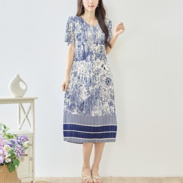 プリーツワンピース トワルドジュイ風 ボタニカル 細プリーツ マキシ丈 半袖 N82-630 ネイビ...