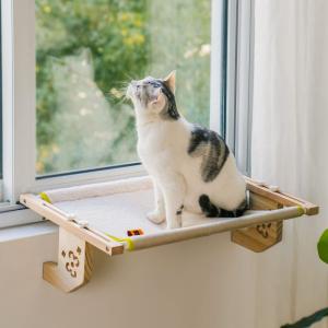 MEWOOFUN 猫ベッド 窓用 ハンモック 木製 木製と金属製フレーム 頑丈 窓枠 ベッドサイド 引き出し キャビネットなどに簡単に取り付｜golden-kagetsu-mart
