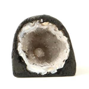 アゲート 水晶 ジオード ドーム 瑪瑙晶洞 天然石 パワーストーン 1点もの 置き物 手のひらサイズ｜goldstone