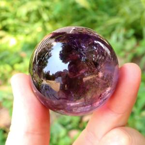 アメジスト 紫水晶 丸玉 虹入り レインボー ブラジル バイーア州産 AAA 直径約44mm 台座付き 1点もの スフィア 2月 誕生石 置き物 天然石 パワーストーン 爆買