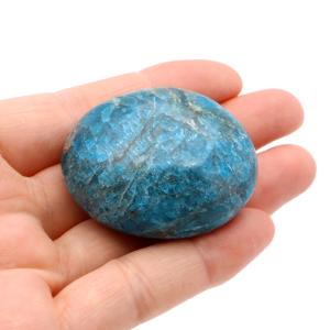 GOLD STONE ブルーアパタイト マダガスカル産 82g 原石 握り石