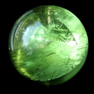 グリーン フローライト AAAAA 丸玉 直径 約51mm 虹入り レインボー 透き通る透明感 スフィア 台座 蛍石 天然石 1点もの パワーストーン Fluorite 爆買