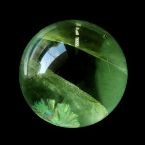 グリーン フローライト AAAAA 丸玉 直径 約38mm 虹入り レインボー 透き通る透明感 スフィア 台座 蛍石 天然石 1点もの パワーストーン Fluorite 爆買