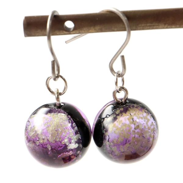 蓄光 暗闇で光る マリンパープル ホタルガラス ピアス 両耳用 沖縄 お土産 送料無料 敬老の日 2...