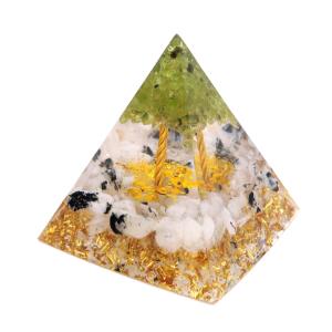 オルゴナイト ピラミッド 招財樹 ツリー 天然石 さざれ ムーンストーン ペリドット 幅 約5cm orgonite pyramid  置物 パワーストーン｜goldstone