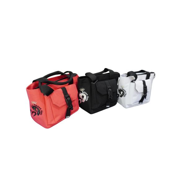 MASTER BUNNY EDITION【原プロアイコン】 カートバッグ (UNISEX)