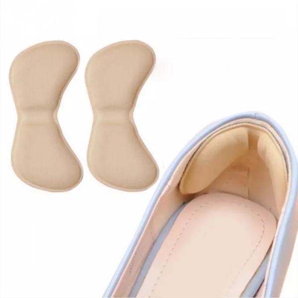 靴擦れ防止 かかと 靴に貼る クッション パカパカ調整 シールで簡単貼り付け 肌色 1足セット(2枚...