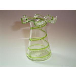 イギリスアンティーク　グリーンの花瓶（Ｇ１９）【郵パック発送　送料無料】｜goodantique-store