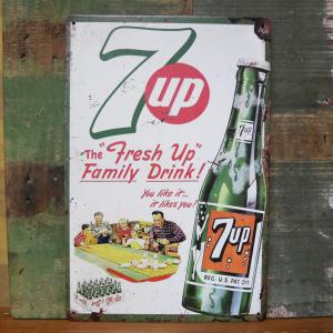 ギネスビール 王冠型 ブリキ看板 インテリア ボトルキャップサイン