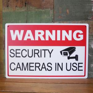 WARNING SECURITY CAMERAS IN USE アメリカン サインボード A4 インテリア 防犯カメラ起動中 ブリキ看板｜goodsfarm