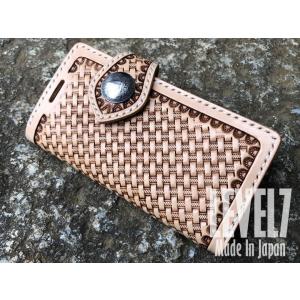 LEVEL7 日本製のハンドメイド iPhon...の詳細画像1