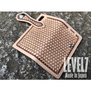 LEVEL7 日本製のハンドメイド iPhon...の詳細画像2