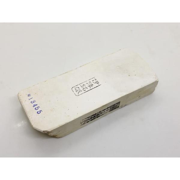 天然砥石伊豫銘砥旧広田村上尾白硬質多孔共名倉掛け宜しく #55 /545g