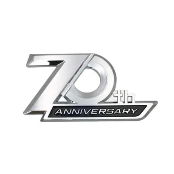 70th エンブレム ランドクルーザー (小)