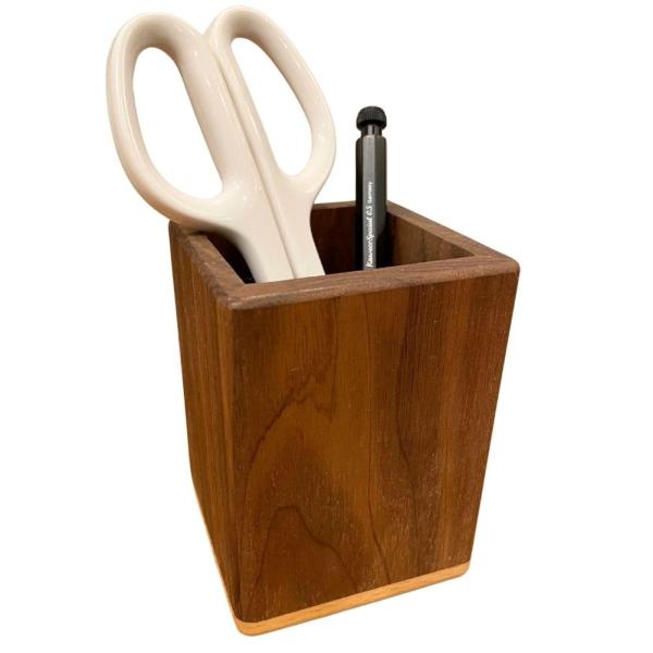 ペンスタンド 木製 ペン立て 天然木 ウォールナット ブナ 無垢 木目 デザイン 鉛筆立て 卓上収納...