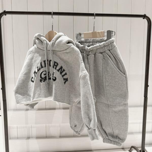 韓国子供服 ベビー 女の子 トップス パーカー フーディー ショート丈 クロップド丈 80 1歳 2...