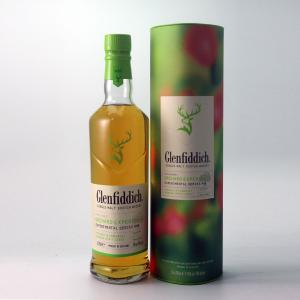 べ*!様 サントリー響内容量700ml とニッカ竹鶴700ml　2本セット【・未 SUNTORY（サントリー） 響[17]年＆竹鶴[17]年 長期熟成 国産ウイスキー