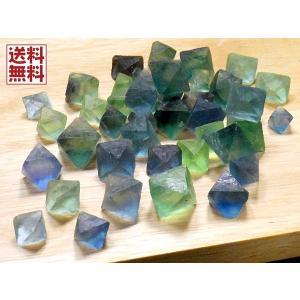 極上玉虫色 チャルコパイライト（黄銅鉱）原石 約100g サイズ約8mm