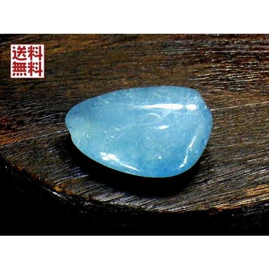 大粒 アクアマリン １８７ｃｔ 簡易鑑別書付き Aquamarine 高品質 サンタマリアカラー 緑...