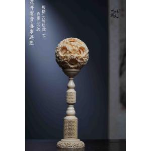 天然マンモス牙美しい手作り彫刻　鬼工球　置物
