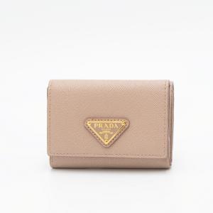 新品未使用✨　PRADA　サフィアーノトライアングル　三つ折り財布 M510A PRADA（プラダ） 財布 三つ折り PRADA SAFFIANO TRIANGOLO 1MH021 QHH
