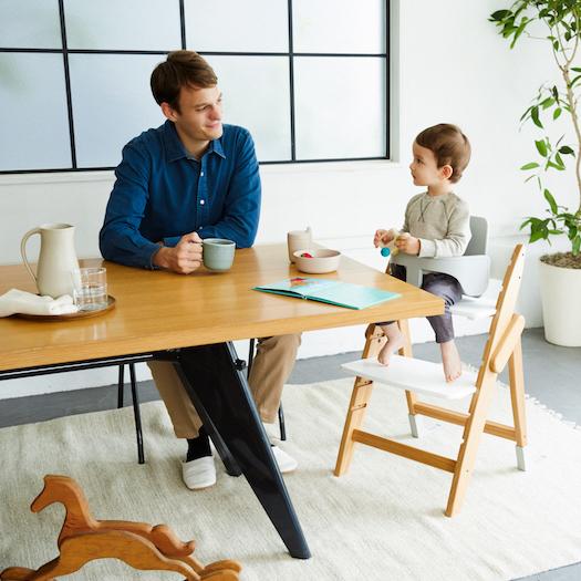 moji Yippy Novel モジ イッピー ノーブル 切り替え可能 椅子 イス お食事 ダイニ...