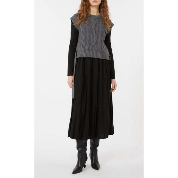 EBRO  ニットジレ ジャージ素材ワンピース 黒/グレー MaxMara WEEKEND